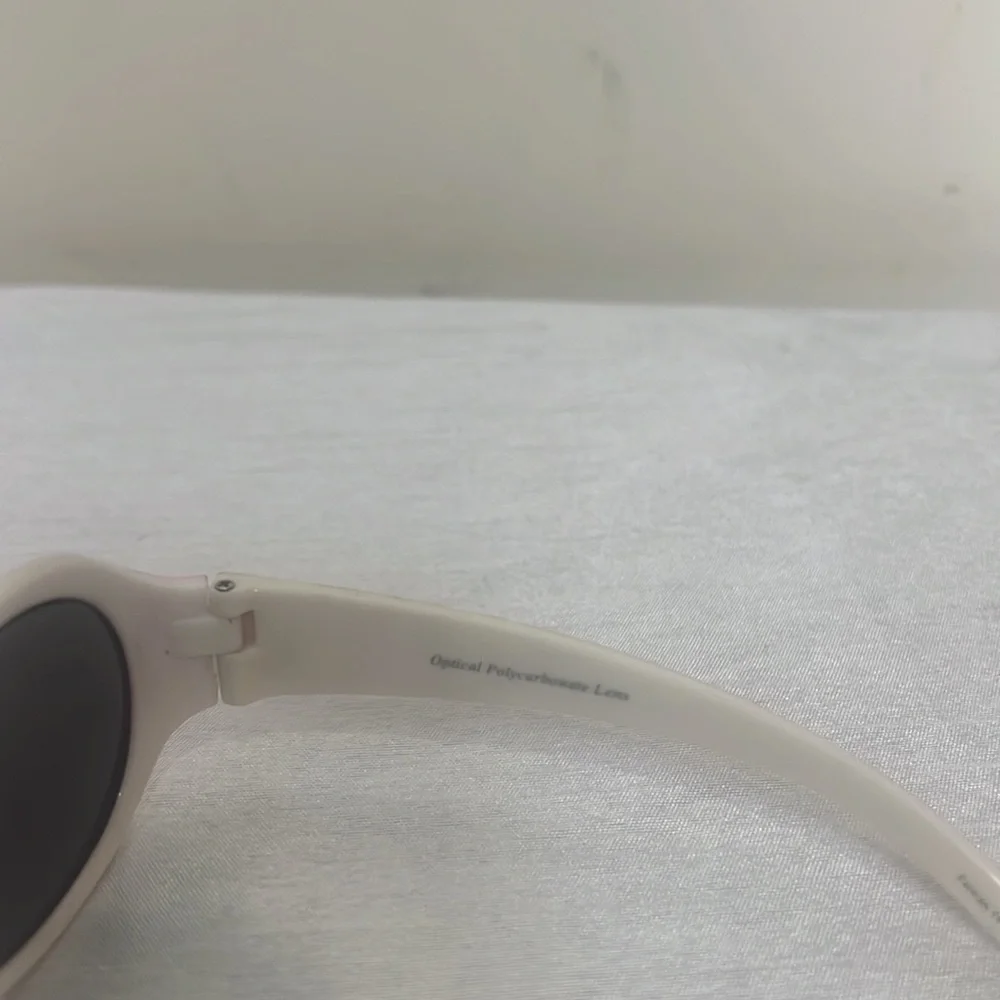 Pink Sunbelt Gigi Sunglasses. OS